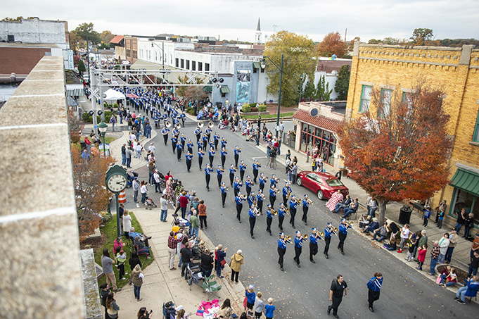 Asheboro High school marching band performs on Sunset Street (PJ WARD-BROWN/NORTH STATE JOURNAL)