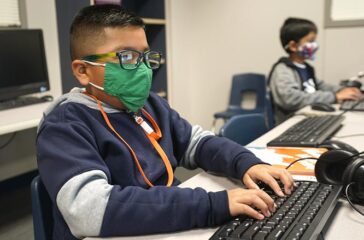 AP Poll Virus Outbreak Schools