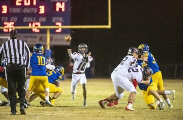 PG football Andrew Canter throws