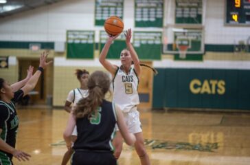 ER girls Brecken Snotherly shoots v UCA 2023