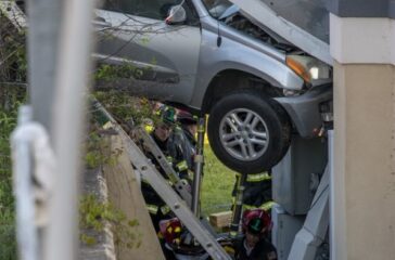 Asheboro Verizon store accident April2023