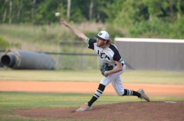 UCA baseball Brett Smith pitching May2023