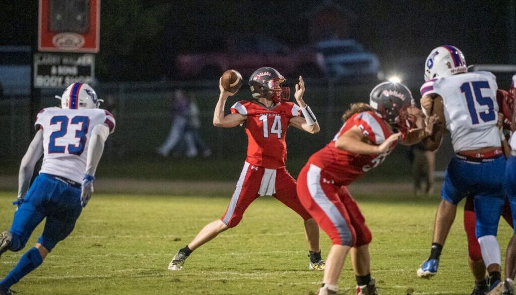 Wheatmore football QB Riley Strickland throws 2022