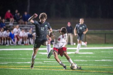 Prep Roundup: Patriots cruise in tennis; Soccer showdown ends in tie