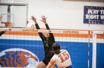UCA volleyball Anna Brewer v Randleman Mollie Hall Oct2023