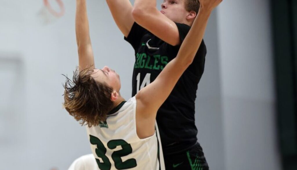 UCA basketball Aaron Smith v Woods Charter
