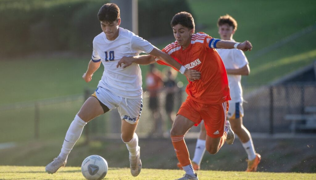 SWR soccer Fernando Hernandez and Randleman soccer Chris Ayala 2023