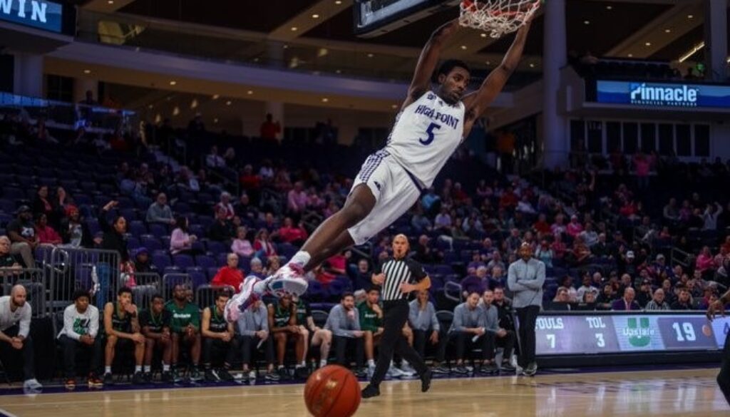 High Point men basketall Kimani Hamilton