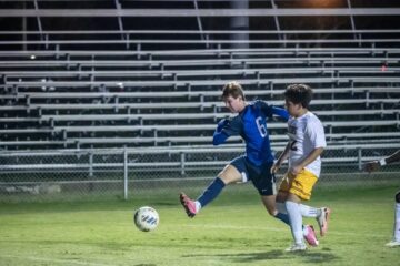 Prep soccer: Top area seeds show power as states begin