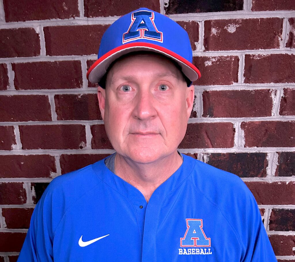 Hunt to coach Asheboro baseball team on interim basis