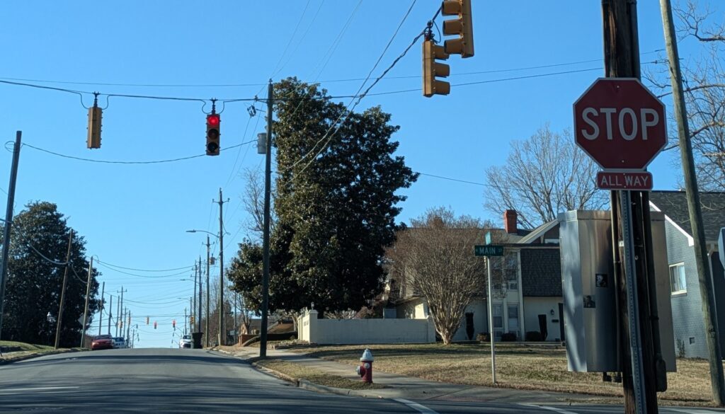 Asheboro traffic signal Worth and Main Streets