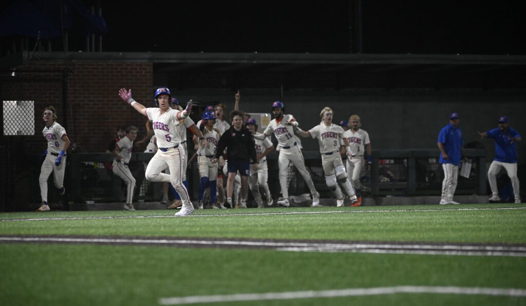 Randleman keeps the faith, overcomes Trinity in state-playoff baseball thriller