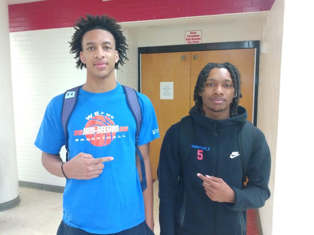Duo keeps hoop dreams alive following high school season
