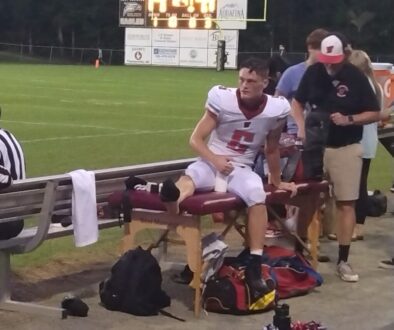 Johnathan Kelly receives treatment at halftime Sept2024