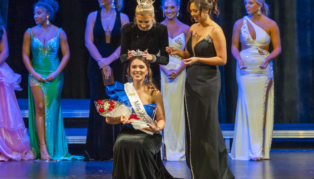 Asheboro woman wins Miss Moore photo